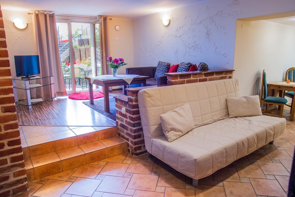 Pod Wzgórzem Bed&Breakfast Frombork Exterior foto